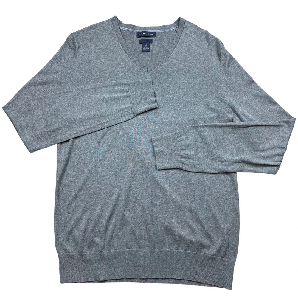 Banana Republic Luxury Blend Gray V-Neck Sweater Silk‎ Cotton Cashmere Mens L/T